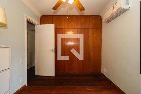 Apartamento à venda com 168m², 4 quartos e 2 vagas Apartamento à venda com 168m², 4 quartos e 2 vagasQuarto 2