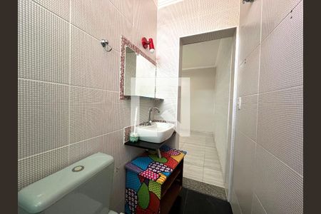 Banheiro da Suíte 1 de casa para alugar com 3 quartos, 200m² em Vila Guarani (zona Sul), São Paulo
