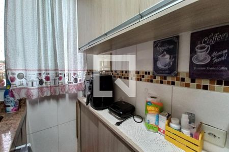 Apartamento à venda com 69m², 3 quartos e 2 vagas Apartamento à venda com 69m², 3 quartos e 2 vagasCozinha e Área de Serviço