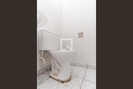 Banheiro de casa para alugar com 1 quarto, 80m² em Vila Maria Alta, São Paulo