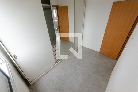 Quarto 1 de apartamento para alugar com 2 quartos, 45m² em Jardim Íris, São Paulo