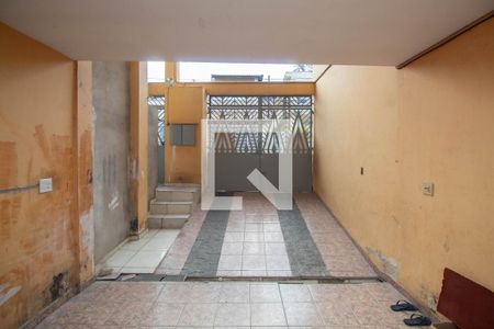 Casa à venda com 214m², 3 quartos e 3 vagas Casa à venda com 214m², 3 quartos e 3 vagasGaragem