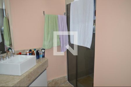 Casa à venda com 140m², 3 quartos e 3 vagasBanheiro