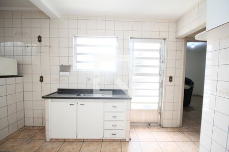 Casa à venda com 250m², 3 quartos e 3 vagasCozinha 