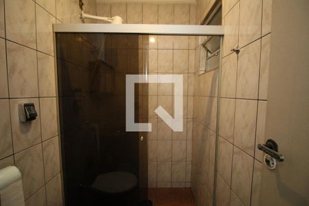 Casa à venda com 250m², 3 quartos e 3 vagasBanheiro 