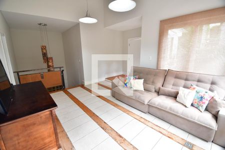 Casa de condomínio à venda com 700m², 5 quartos e 2 vagasSala