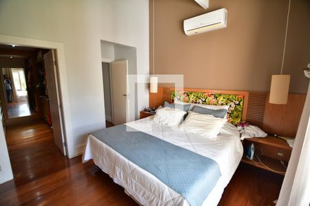 Casa de condomínio à venda com 700m², 5 quartos e 2 vagasQuarto 3 - Suíte