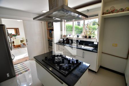 Casa de condomínio à venda com 700m², 5 quartos e 2 vagasCozinha