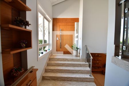 Casa de condomínio à venda com 700m², 5 quartos e 2 vagasHall de entrada