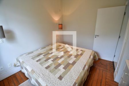 Casa de condomínio à venda com 700m², 5 quartos e 2 vagasQuarto