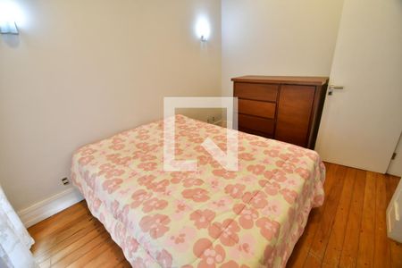 Casa de condomínio à venda com 700m², 5 quartos e 2 vagasQuarto