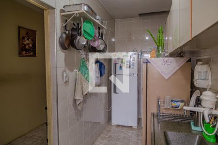 Casa de condomínio à venda com 150m², 5 quartos e 1 vaga Casa de condomínio à venda com 150m², 5 quartos e 1 vagaCozinha e Área de Serviço
