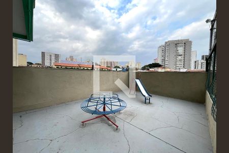 Apartamento à venda com 120m², 2 quartos e 3 vagas Apartamento à venda com 120m², 2 quartos e 3 vagasÁrea comum - Playground