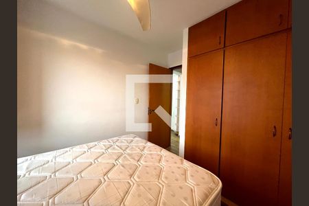 Apartamento à venda com 120m², 2 quartos e 3 vagas Apartamento à venda com 120m², 2 quartos e 3 vagasQuarto 1