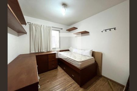 Apartamento à venda com 120m², 2 quartos e 3 vagas Apartamento à venda com 120m², 2 quartos e 3 vagasQuarto 2