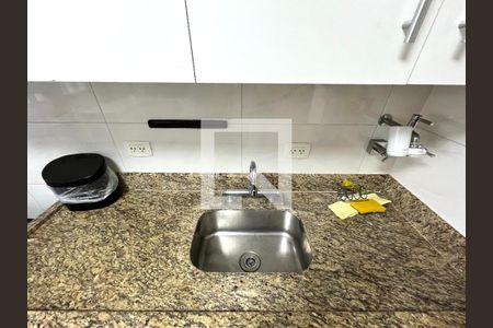 Apartamento à venda com 120m², 2 quartos e 3 vagas Apartamento à venda com 120m², 2 quartos e 3 vagasCozinha