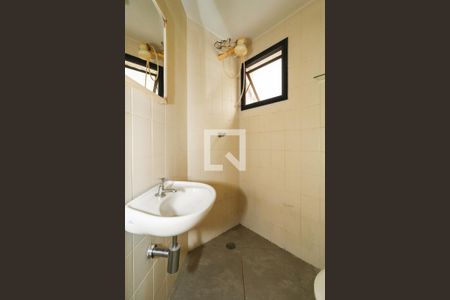 Apartamento à venda com 100m², 3 quartos e 3 vagas Apartamento à venda com 100m², 3 quartos e 3 vagasÁrea de Serviço