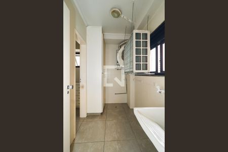 Apartamento à venda com 100m², 3 quartos e 3 vagas Apartamento à venda com 100m², 3 quartos e 3 vagasÁrea de Serviço