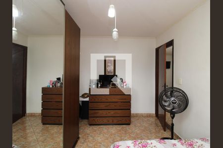 Casa à venda com 280m², 6 quartos e 4 vagasQuarto 5