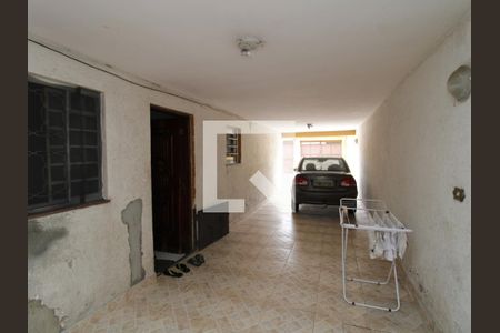 Casa à venda com 280m², 6 quartos e 4 vagas Casa à venda com 280m², 6 quartos e 4 vagasGaragem