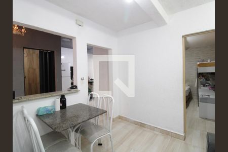 Casa à venda com 280m², 6 quartos e 4 vagasSala 2