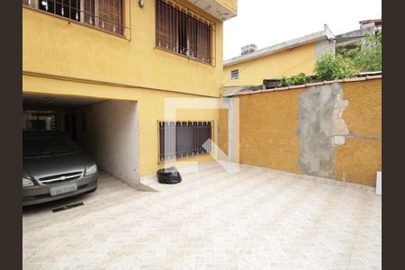 Casa à venda com 280m², 6 quartos e 4 vagas Casa à venda com 280m², 6 quartos e 4 vagasGaragem