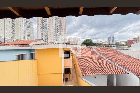 Casa à venda com 250m², 3 quartos e 6 vagas Casa à venda com 250m², 3 quartos e 6 vagasQuintal