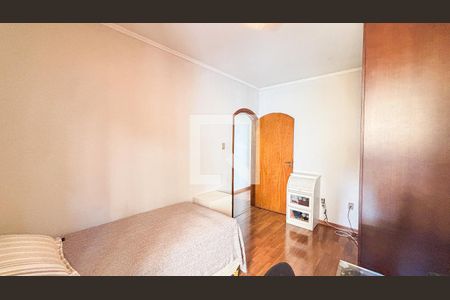 Casa à venda com 250m², 3 quartos e 6 vagas Casa à venda com 250m², 3 quartos e 6 vagasQuarto 1