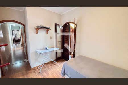 Casa à venda com 250m², 3 quartos e 6 vagas Casa à venda com 250m², 3 quartos e 6 vagasQuarto 2