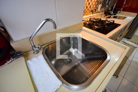 Apartamento à venda com 80m², 2 quartos e 1 vagaÁrea de Serviço