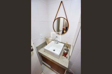 Apartamento à venda com 80m², 2 quartos e 1 vagaBanheiro Social (Lavabo)