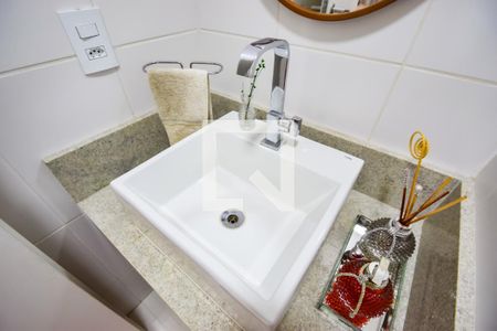 Apartamento à venda com 80m², 2 quartos e 1 vagaBanheiro Social (Lavabo)
