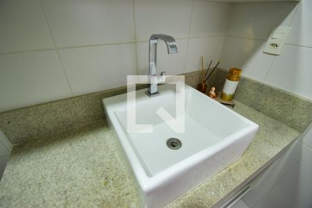 Apartamento à venda com 80m², 2 quartos e 1 vagaBanheiro do Quarto 2 - Suíte