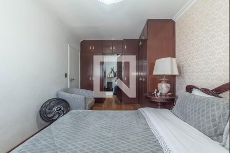 Apartamento à venda com 70m², 2 quartos e 2 vagasQuarto 2