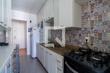 Apartamento à venda com 73m², 3 quartos e 2 vagas Apartamento à venda com 73m², 3 quartos e 2 vagasCozinha
