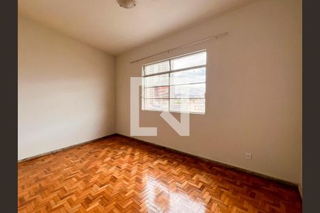 Apartamento à venda com 95m², 3 quartos e 1 vaga Apartamento à venda com 95m², 3 quartos e 1 vagaQuarto 2