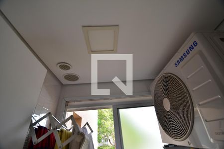 Apartamento à venda com 60m², 2 quartos e 1 vagaÁrea de Serviço - Detalhe