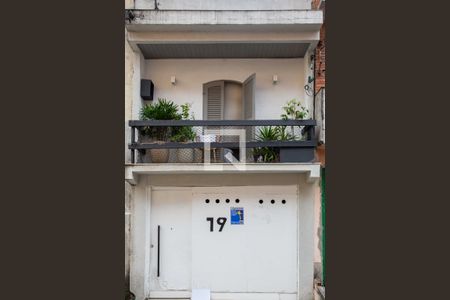 Casa à venda com 48m², 3 quartos e 1 vagaFachada