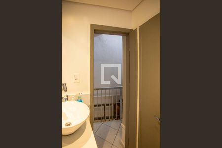 Casa à venda com 48m², 3 quartos e 1 vagaBanheiro