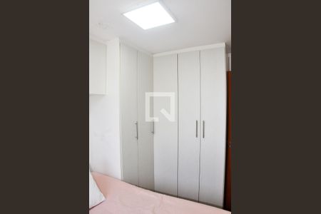 Apartamento à venda com 43m², 2 quartos e 1 vaga Apartamento à venda com 43m², 2 quartos e 1 vagaDetalhe - Quarto 01