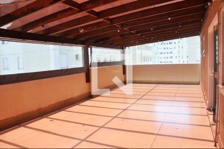 Apartamento à venda com 43m², 2 quartos e 1 vaga Apartamento à venda com 43m², 2 quartos e 1 vagaChurrasqueira