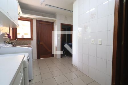 Casa à venda com 572m², 4 quartos e 3 vagasÁrea de Serviço