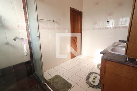 Casa à venda com 572m², 4 quartos e 3 vagasBanheiro