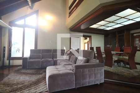 Casa à venda com 572m², 4 quartos e 3 vagasSala 2