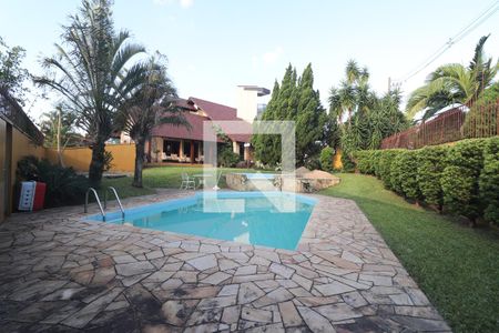Casa à venda com 572m², 4 quartos e 3 vagasPiscina