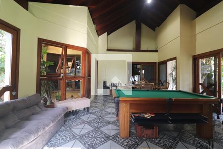 Casa à venda com 572m², 4 quartos e 3 vagasÁrea gourmet