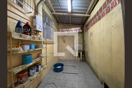 Apartamento à venda com 72m², 2 quartos e 1 vaga Apartamento à venda com 72m², 2 quartos e 1 vagaÁrea de Serviço