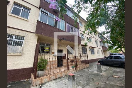 Apartamento à venda com 72m², 2 quartos e 1 vaga Apartamento à venda com 72m², 2 quartos e 1 vagaFachada