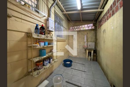 Apartamento à venda com 72m², 2 quartos e 1 vaga Apartamento à venda com 72m², 2 quartos e 1 vagaÁrea de Serviço