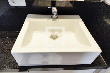 Apartamento à venda com 66m², 3 quartos e 1 vaga Apartamento à venda com 66m², 3 quartos e 1 vagaBanheiro